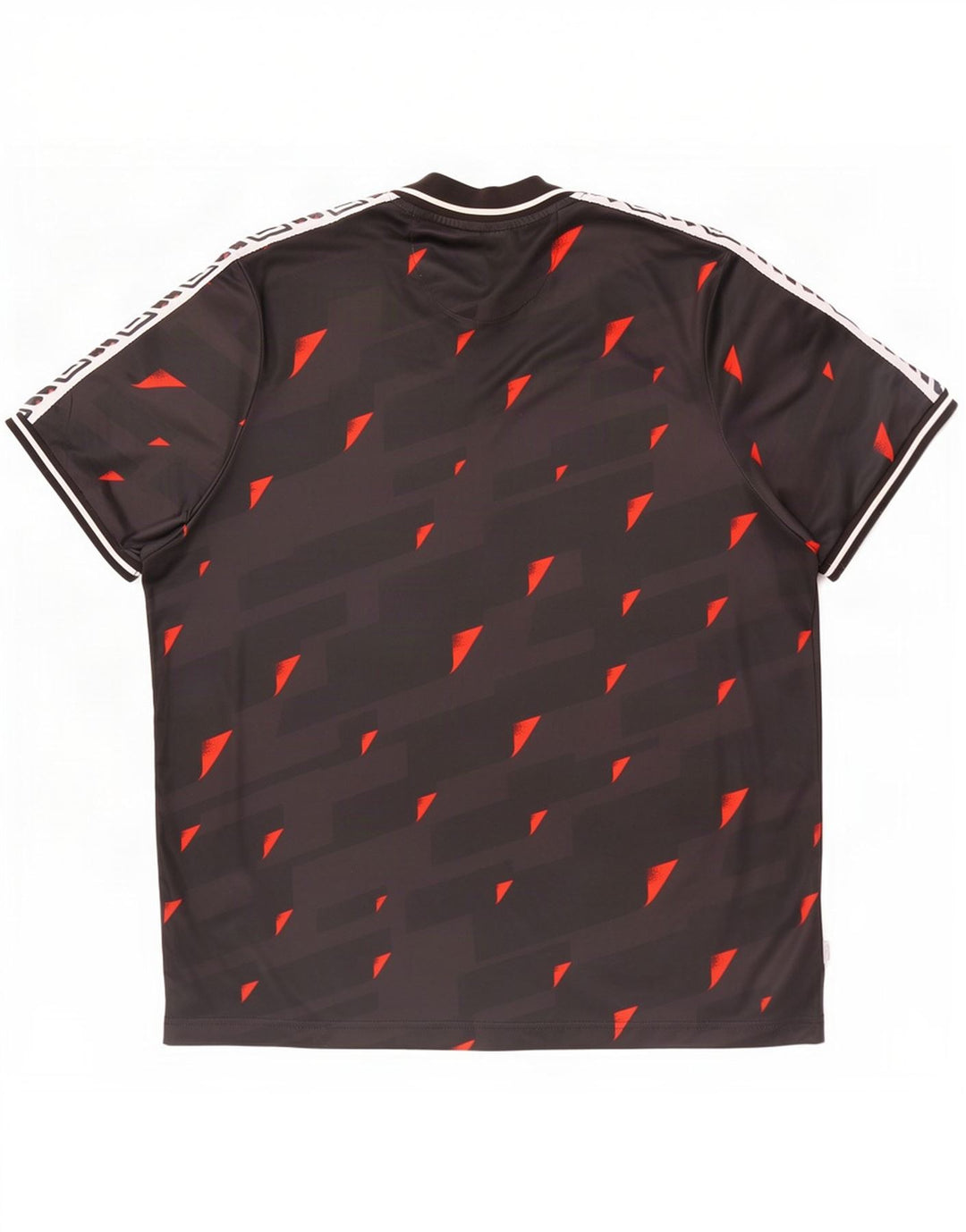 Umbro Camiseta gráfica para hombre Top 2XL Poliéster geométrico negro
