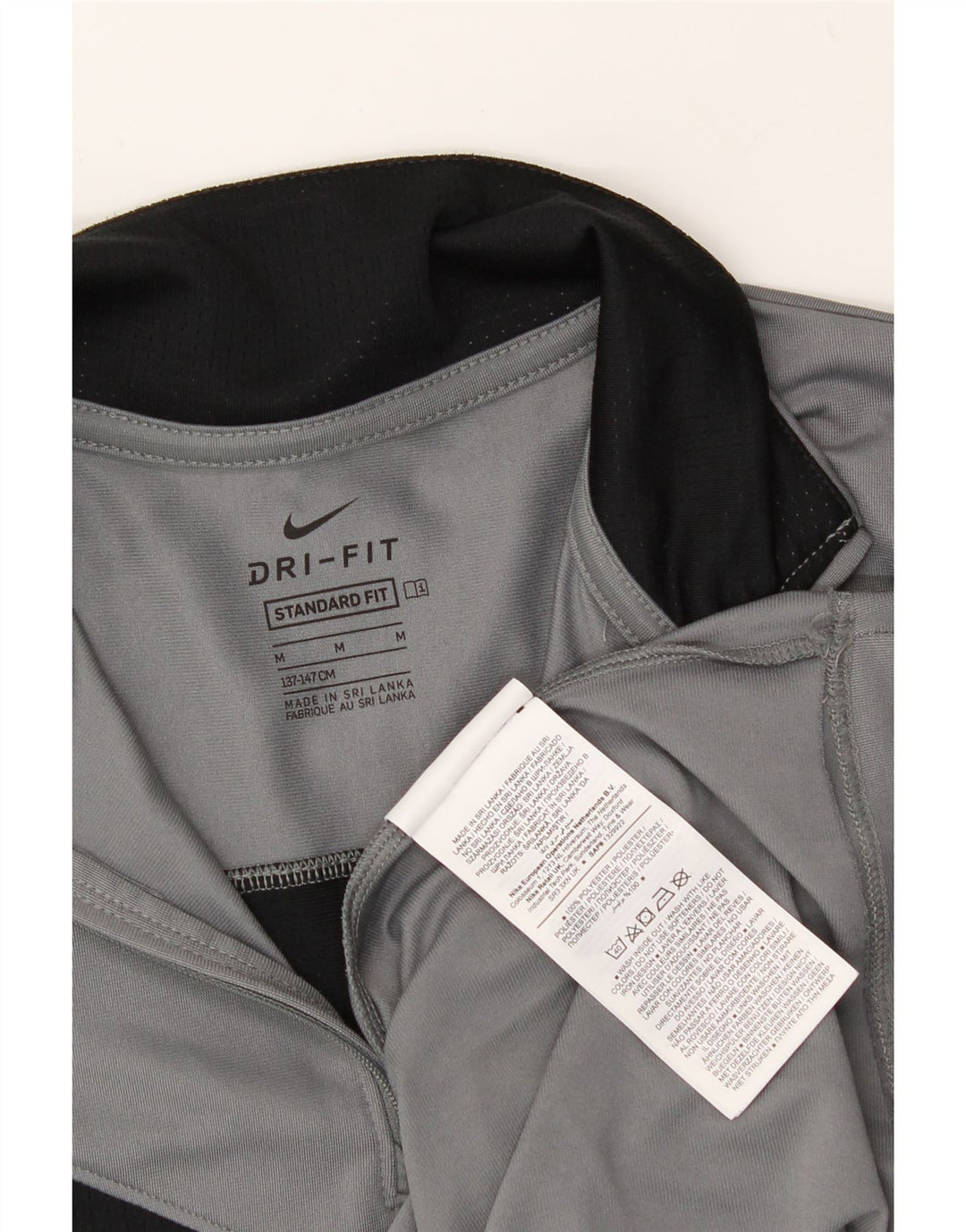 NIKE Boys Standard Fit Pullover Tracksuit Top 10-11 Years Medium  Grey Vintage Nike and Second-Hand Nike from Messina Hembry 