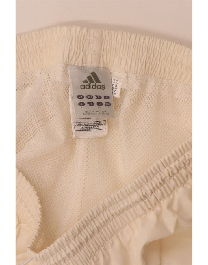 ADIDAS Bermudas deportivas para hombre, pantalones cortos deportivos grandes de poliéster blanco roto