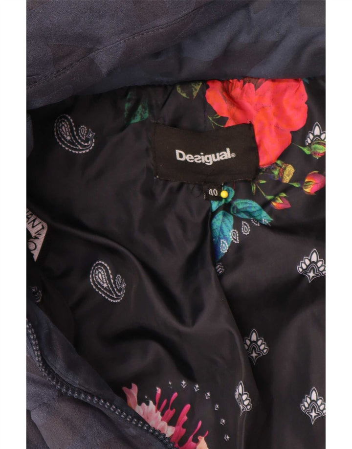 Desigual Abrigo acolchado con capucha y gráfico para mujer EU 40 Poliéster azul marino mediano