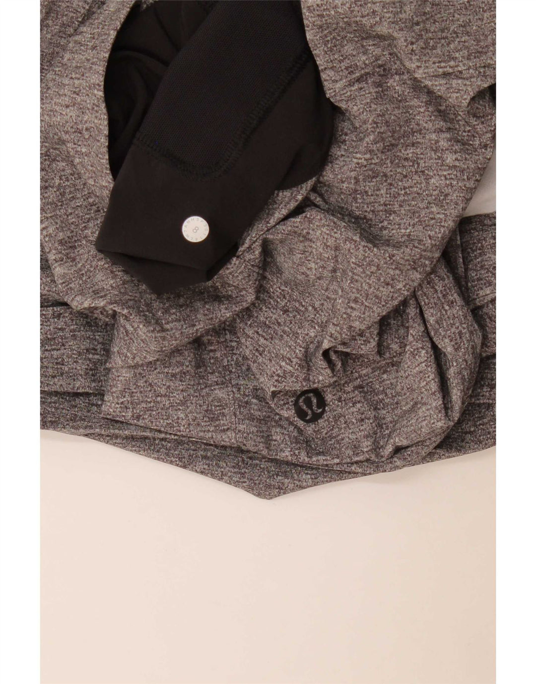 Lululemon Pantalones cortos deportivos para mujer US 8 gris medio moteado