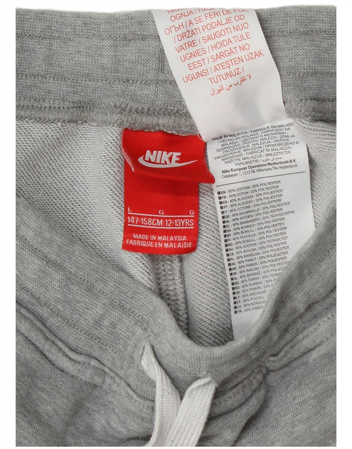 Nike - Pantalones cortos deportivos con gráficos para niños, 12-13 años, algodón gris grande