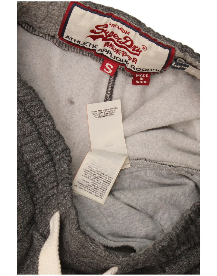 Superdry Shorts deportivos con estampado gráfico para hombre de algodón moteado en gris pequeño