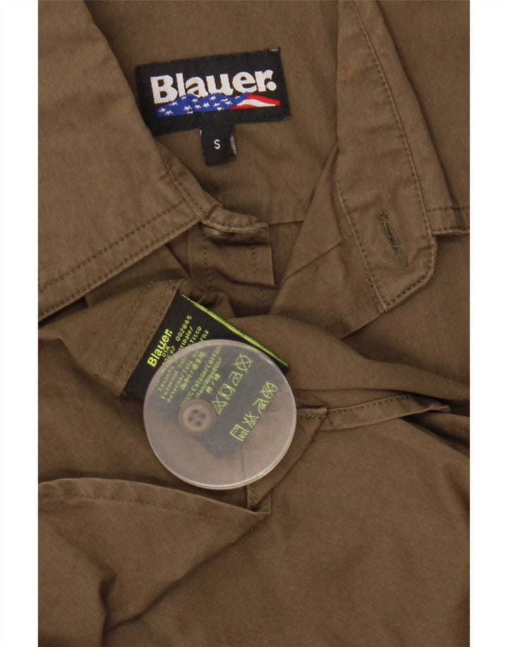 Blauer Hombre Camisa Gráfica De Manga Corta De Algodón Caqui Pequeño