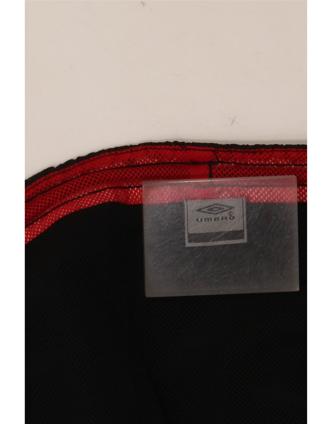 UMBRO Shorts deportivos con estampado de hombre en color negro mediano