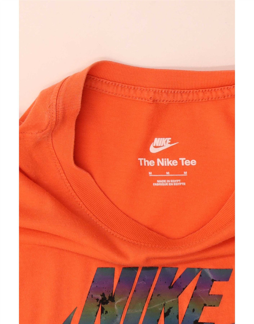Nike - Camiseta gráfica para hombre, parte superior de algodón naranja mediano