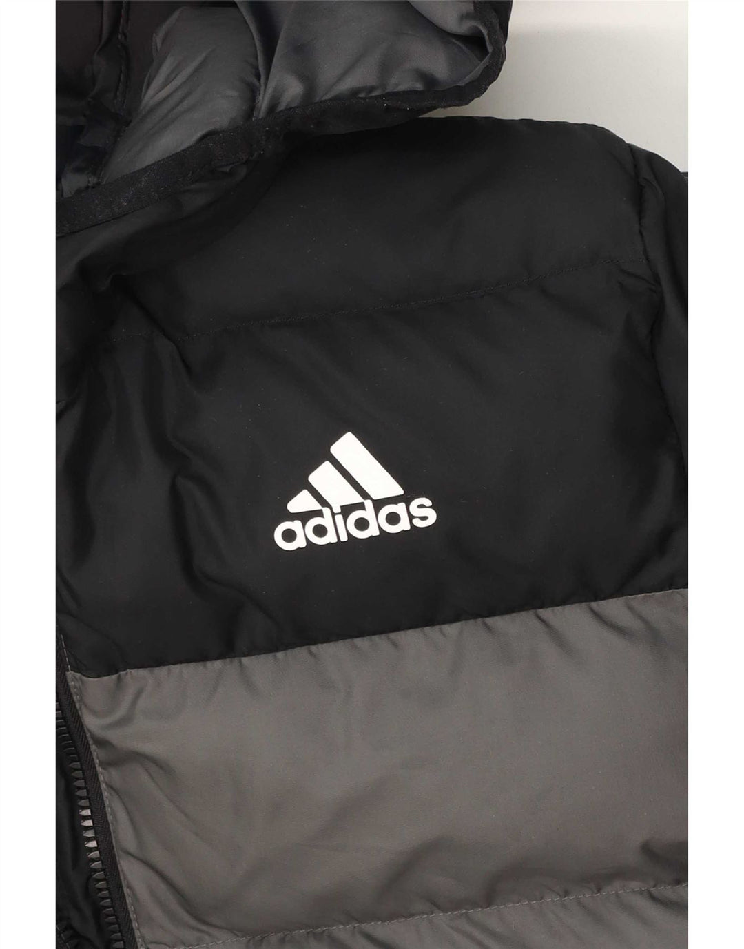 Adidas Chaqueta acolchada con capucha para niños 13-14 años, color gris