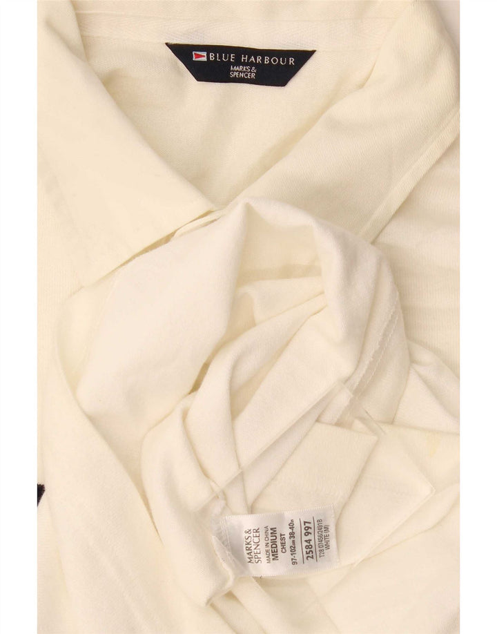 Marks & Spencer Polo azul Harbor para hombre, tamaño mediano, color blanco roto, a rayas