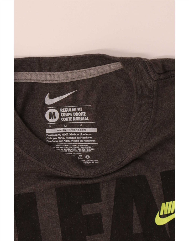 Nike Camiseta con gráfico de ajuste regular para hombre Top de poliéster moteado en gris medio