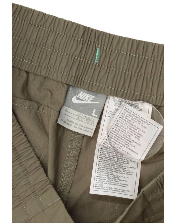 Nike Pantalones cortos casuales para niños 12-13 años Grande W28 Caqui Poliéster