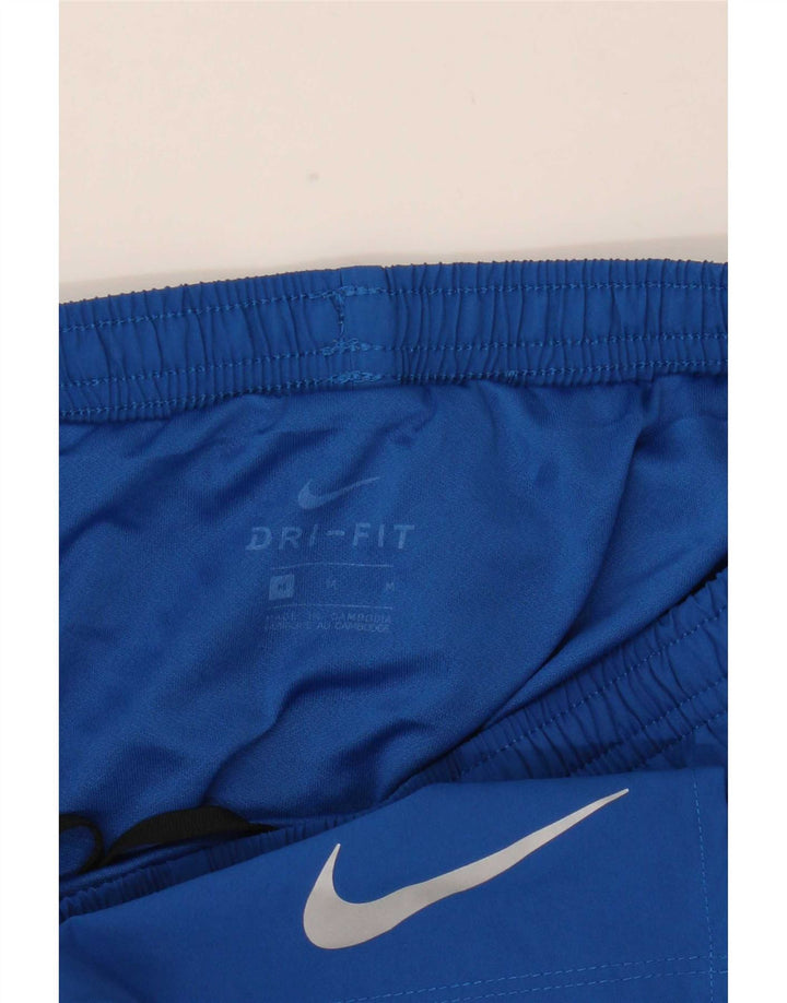 Pantalones cortos deportivos Nike Dri Fit para hombre en color azul medio