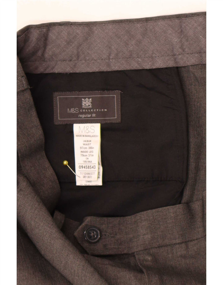 Marks & Spencer Pantalón de traje de corte regular para hombre W38 L31 Poliéster gris