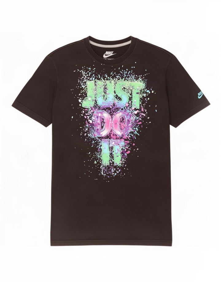Nike Camiseta con gráfico de corte regular para hombre, talla mediana, negro