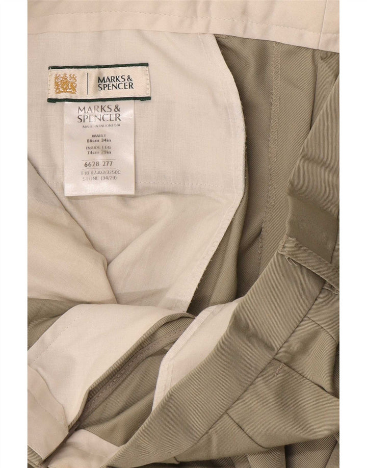 Marks & Spencer Pantalón chino con pinzas para hombre W34 L29 Poliéster gris
