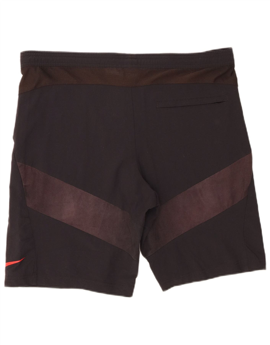 Pantalones cortos deportivos Nike de nailon color block en negro mediano para hombre