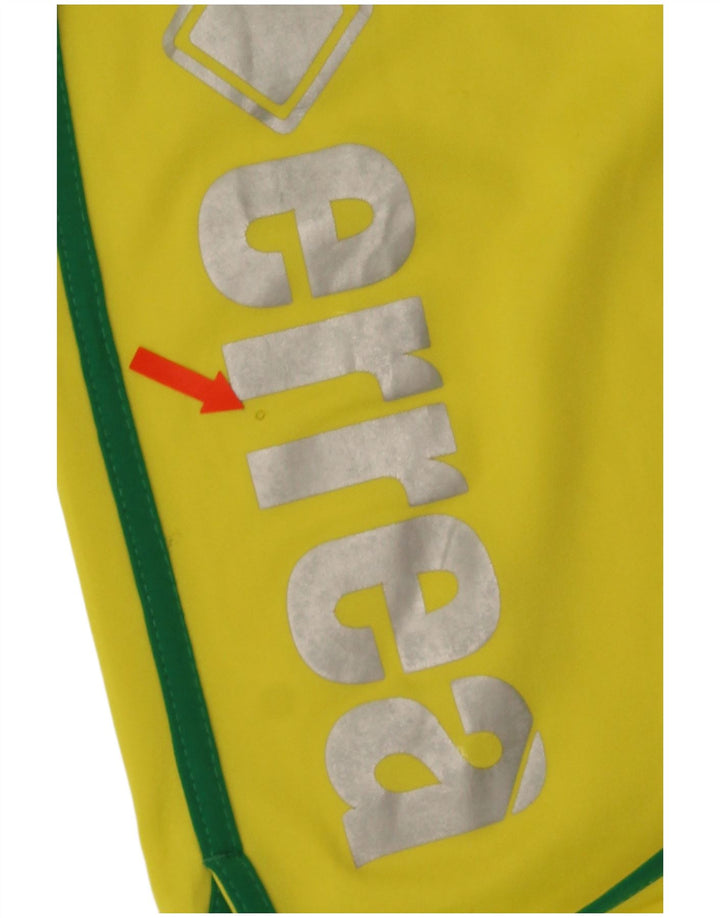 Errea Mens Graphic Sport Shorts Poliéster Amarillo Medio