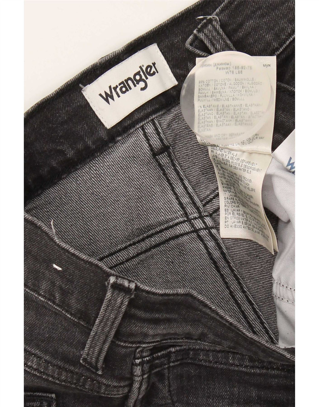 Wrangler Vaqueros ajustados Bryson para hombre W30 L34 Algodón gris