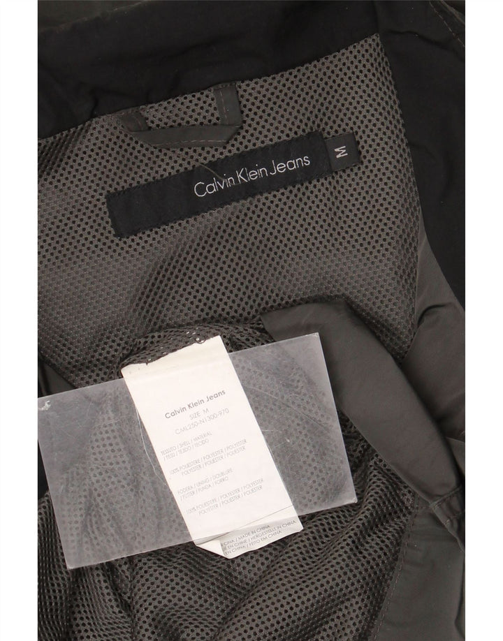 Calvin Klein Jeans Chaqueta utilitaria gráfica para hombre UK 38 Poliéster gris medio