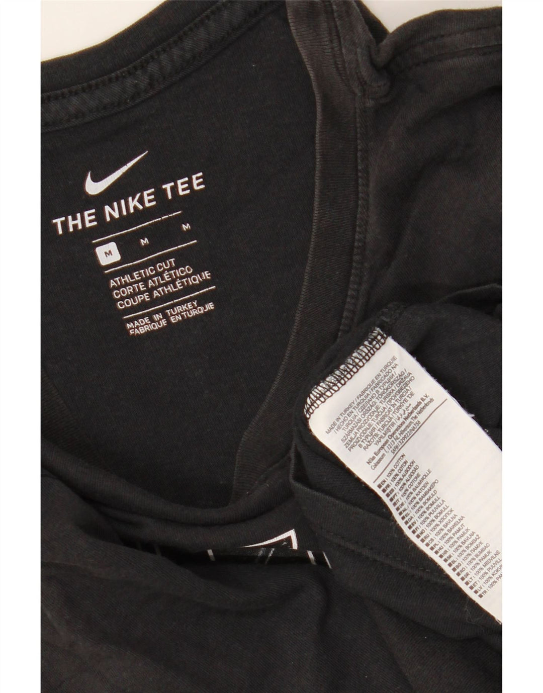 NIKE Mens Athletic Cut Graphic T-Shirt Top Medium Black Cotton Vintage Nike and Second-Hand Nike from Messina Hembry 