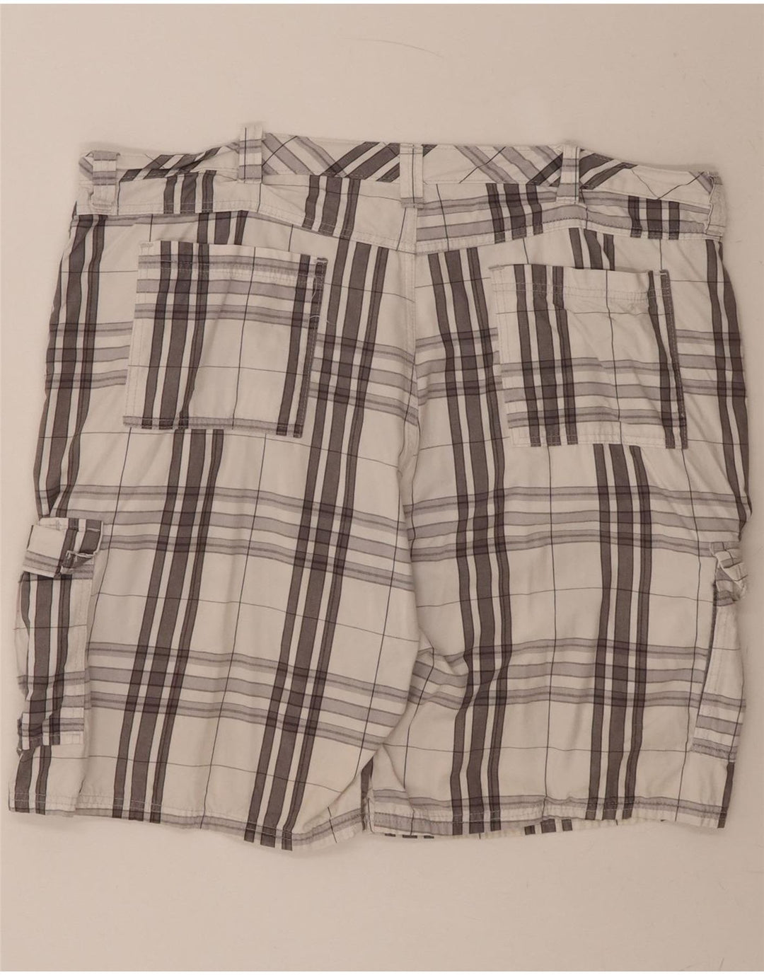 WRANGLER Mens Cargo Shorts W42 2XL Grey Check Cotton Vintage Wrangler and Second-Hand Wrangler from Messina Hembry 