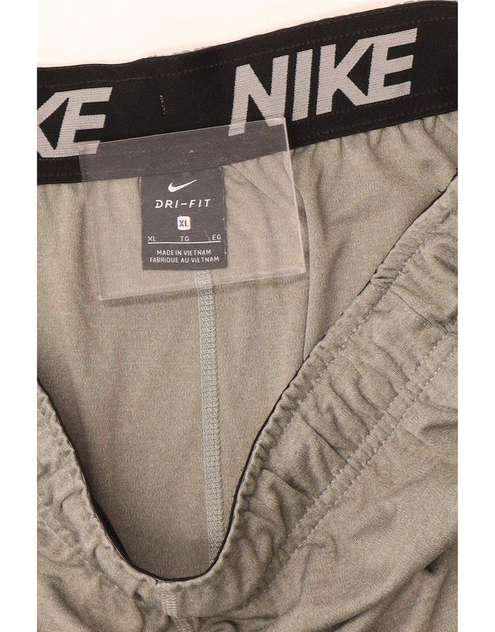 Nike Pantalones cortos deportivos Dri Fit para hombre XL Gris