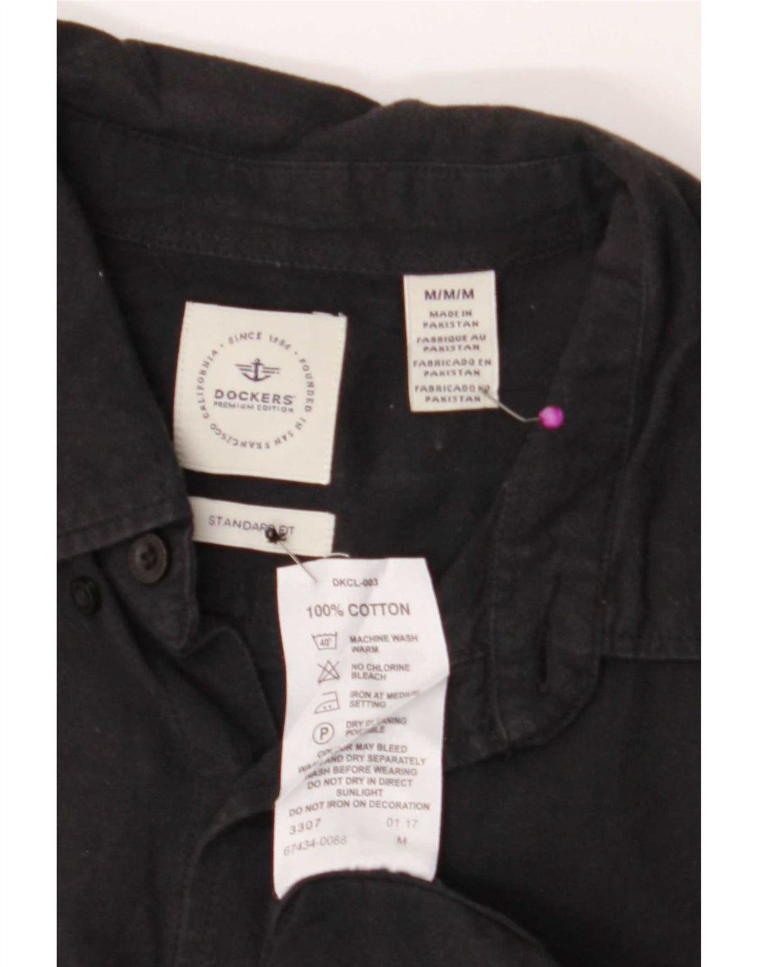 Camisa Dockers de corte estándar para hombre, algodón negro mediano