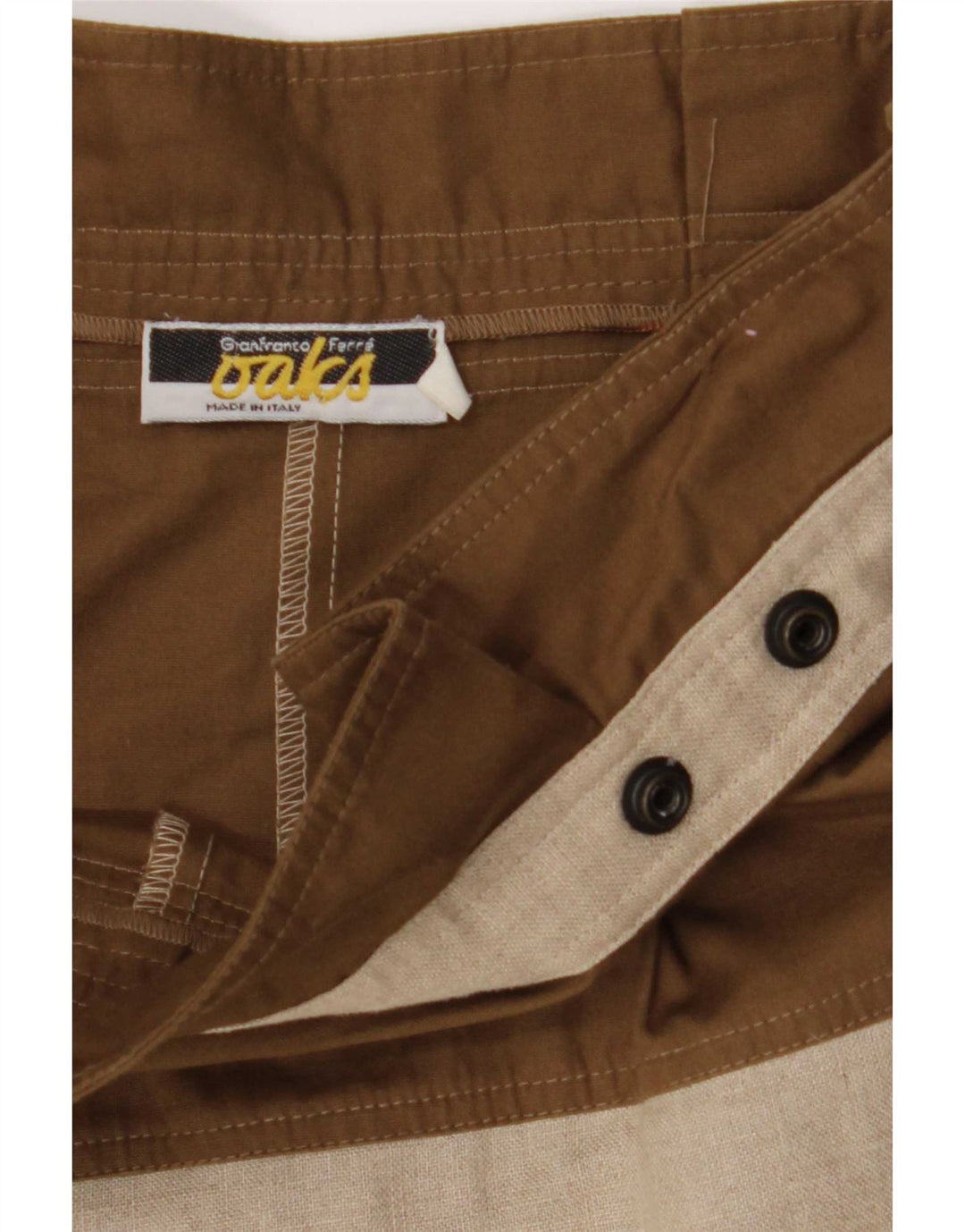 Shorts informales para mujer Gianfranco Ferre W28 Bloque de color beige medio