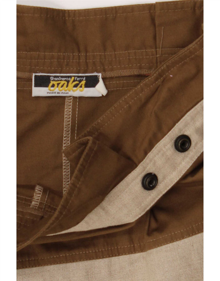 Shorts informales para mujer Gianfranco Ferre W28 Bloque de color beige medio