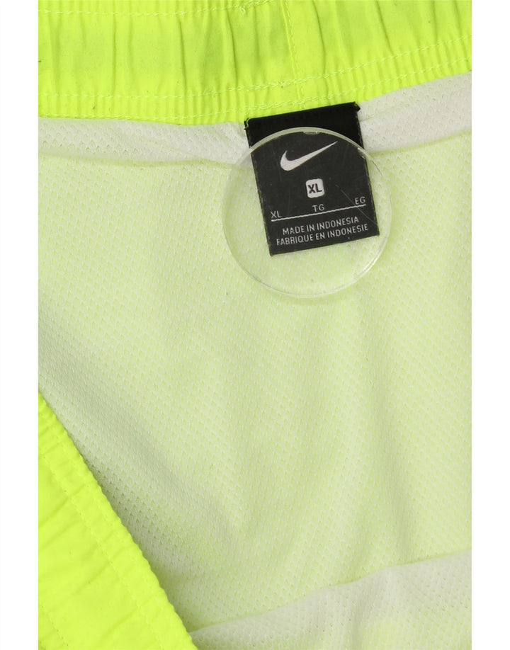 Pantalones cortos deportivos Nike para hombre XL Amarillo