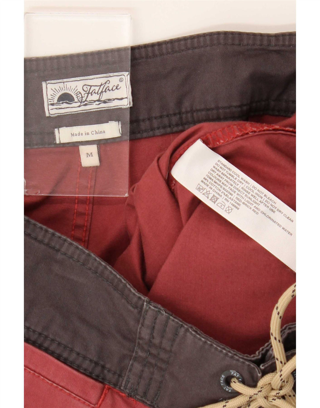 Bañador para hombre Fat Face de algodón color block en rojo medio