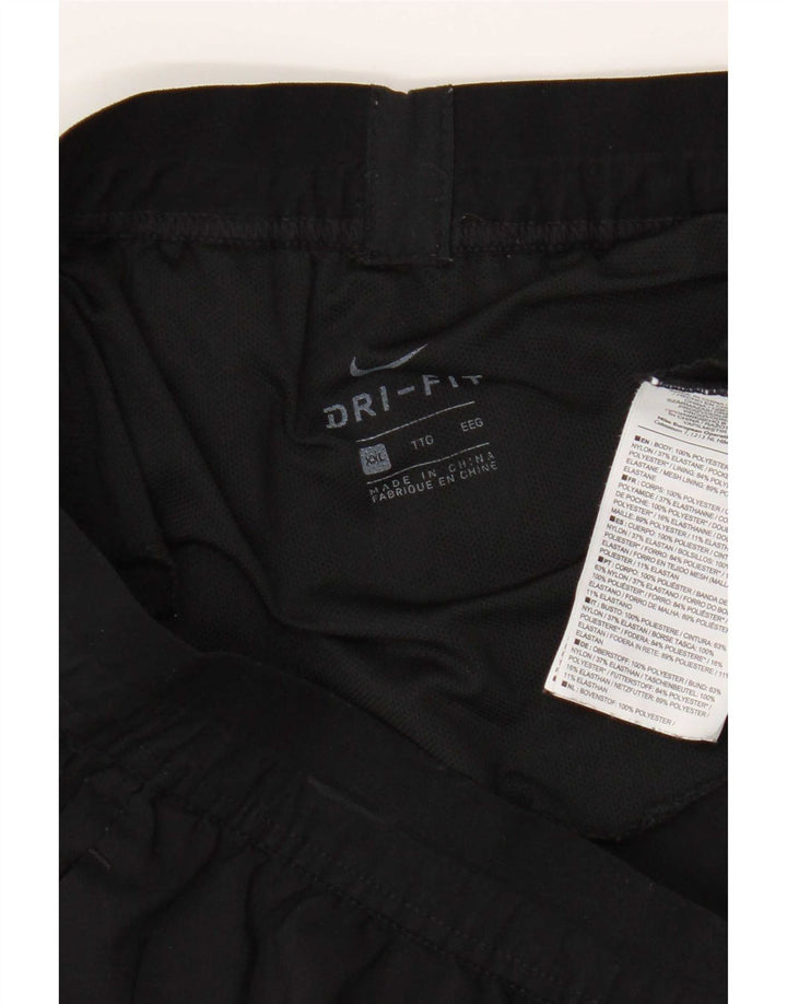 Nike - Pantalones cortos deportivos Dri Fit para mujer, talla 2XL, poliéster negro