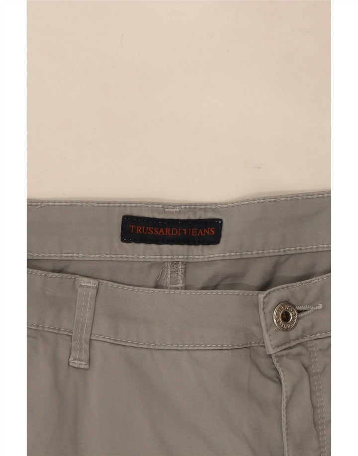 Pantalones Cortos Mujer Trussardi W34 L24 Gris