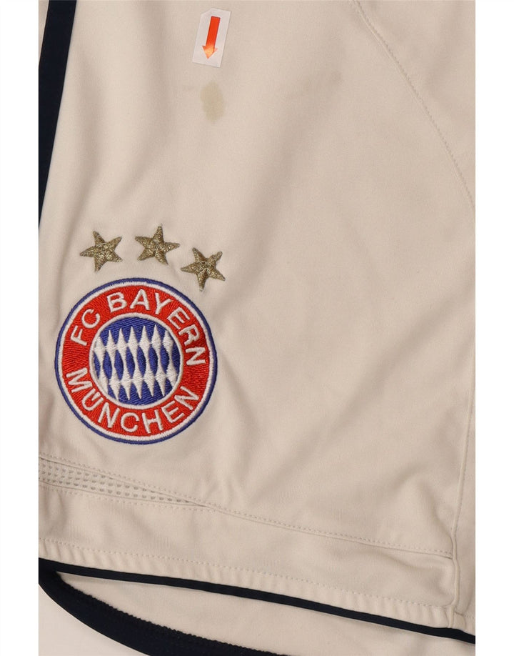 ADIDAS FC Bayern München - Pantalones cortos deportivos para hombre, talla 42, color blanco